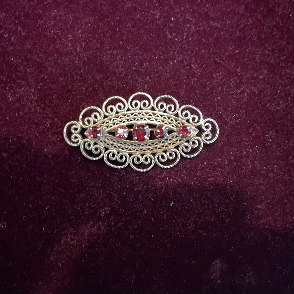 Vintage Filigree Brooch - Picture 4 of 6
